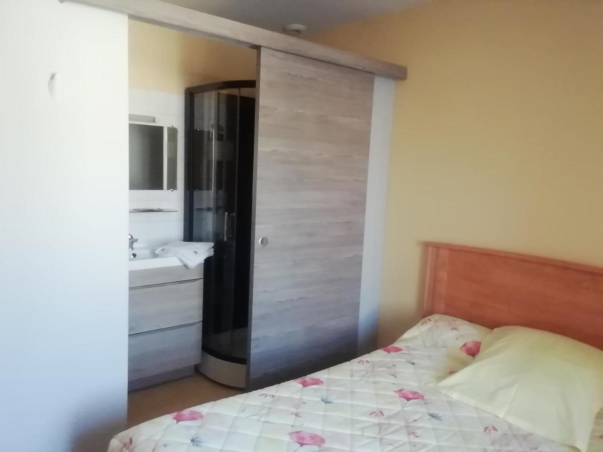 Hotel Ducret Champfromier Luaran gambar